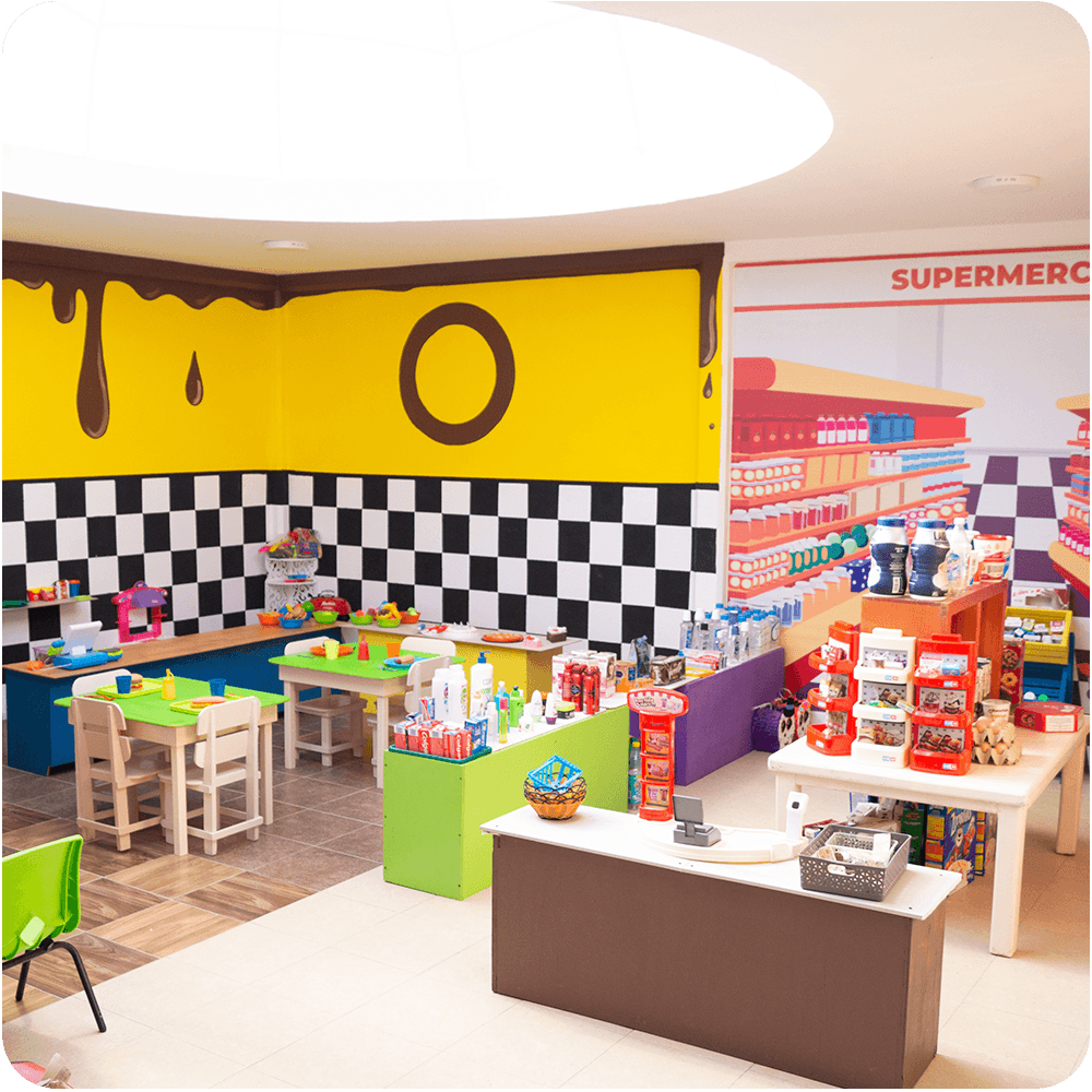 Aula de juego simbólico con supermercado